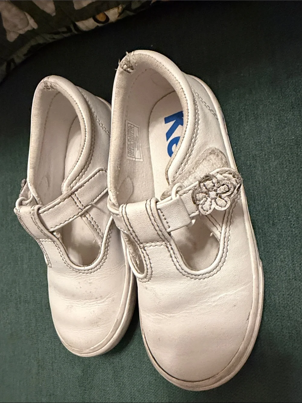 Keds White Girls T-Strap Mary Jane Shoes with Floral Accent